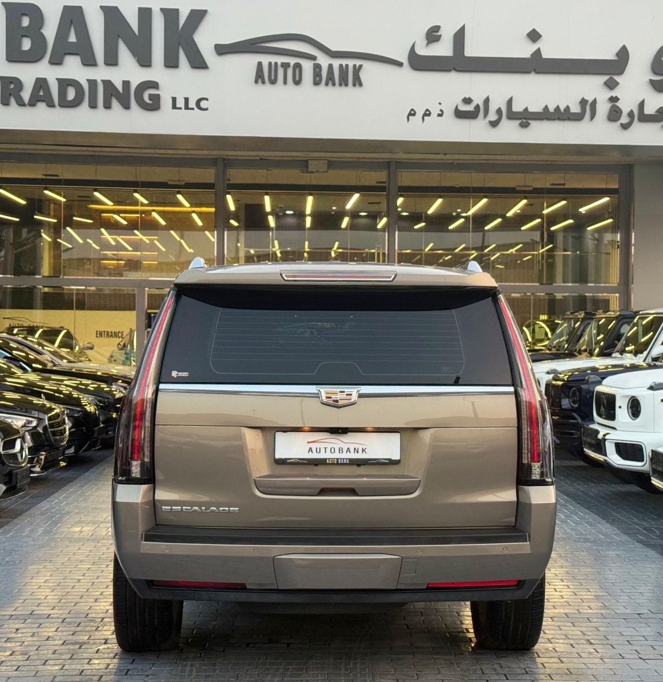 كاديلاك إسكالاد Premium 6.2L