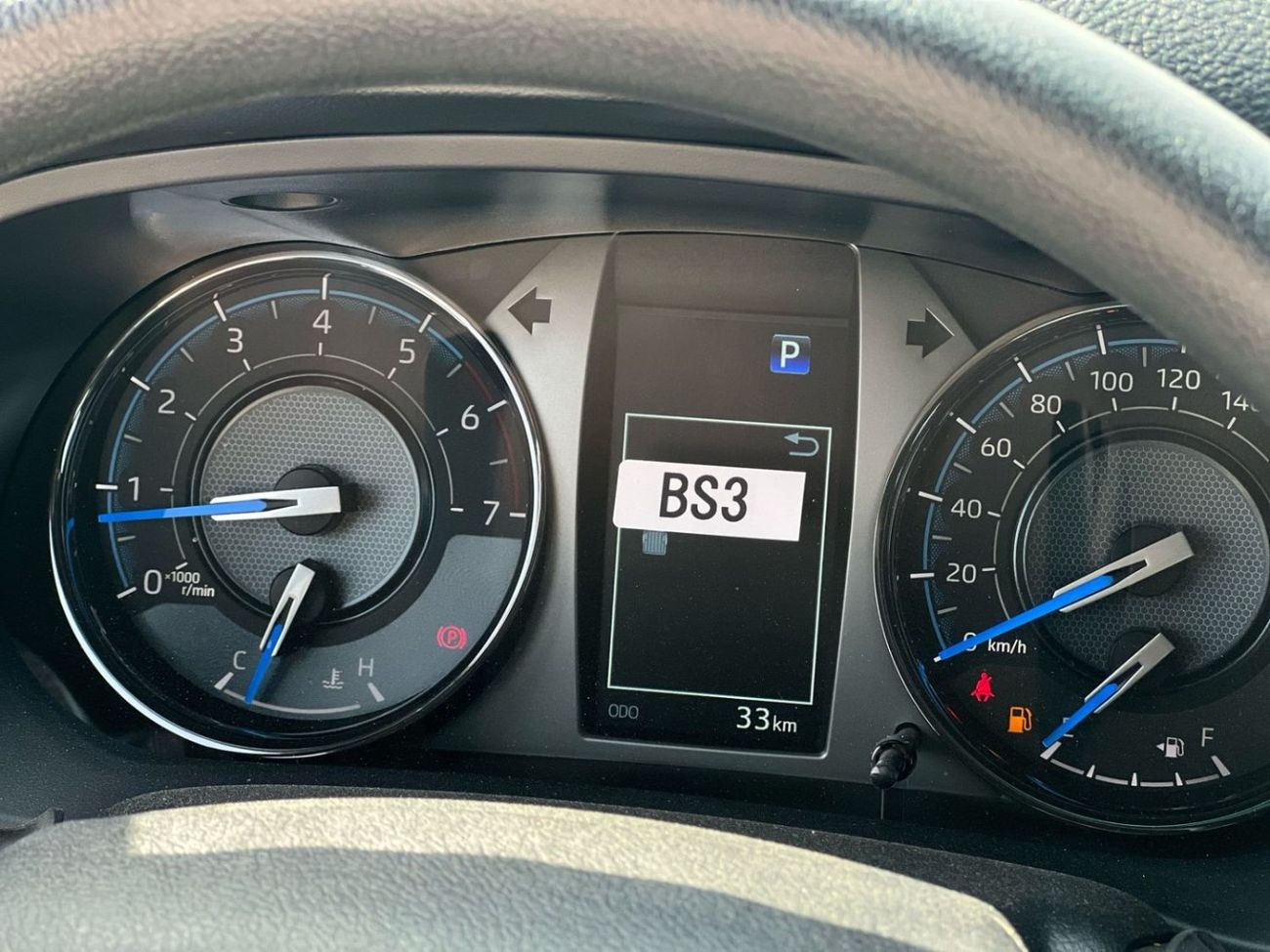 Toyota Hilux TOYOTA HILUX (GGN125) 4.0L Pick-up 4WD 4 Doors