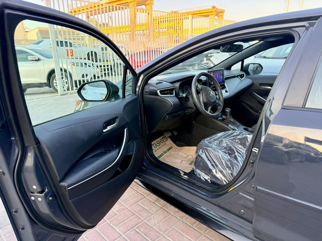 تويوتا كورولا 2024 TOYOTA COROLLA SE  Gray S CLASS PUSH STAR
