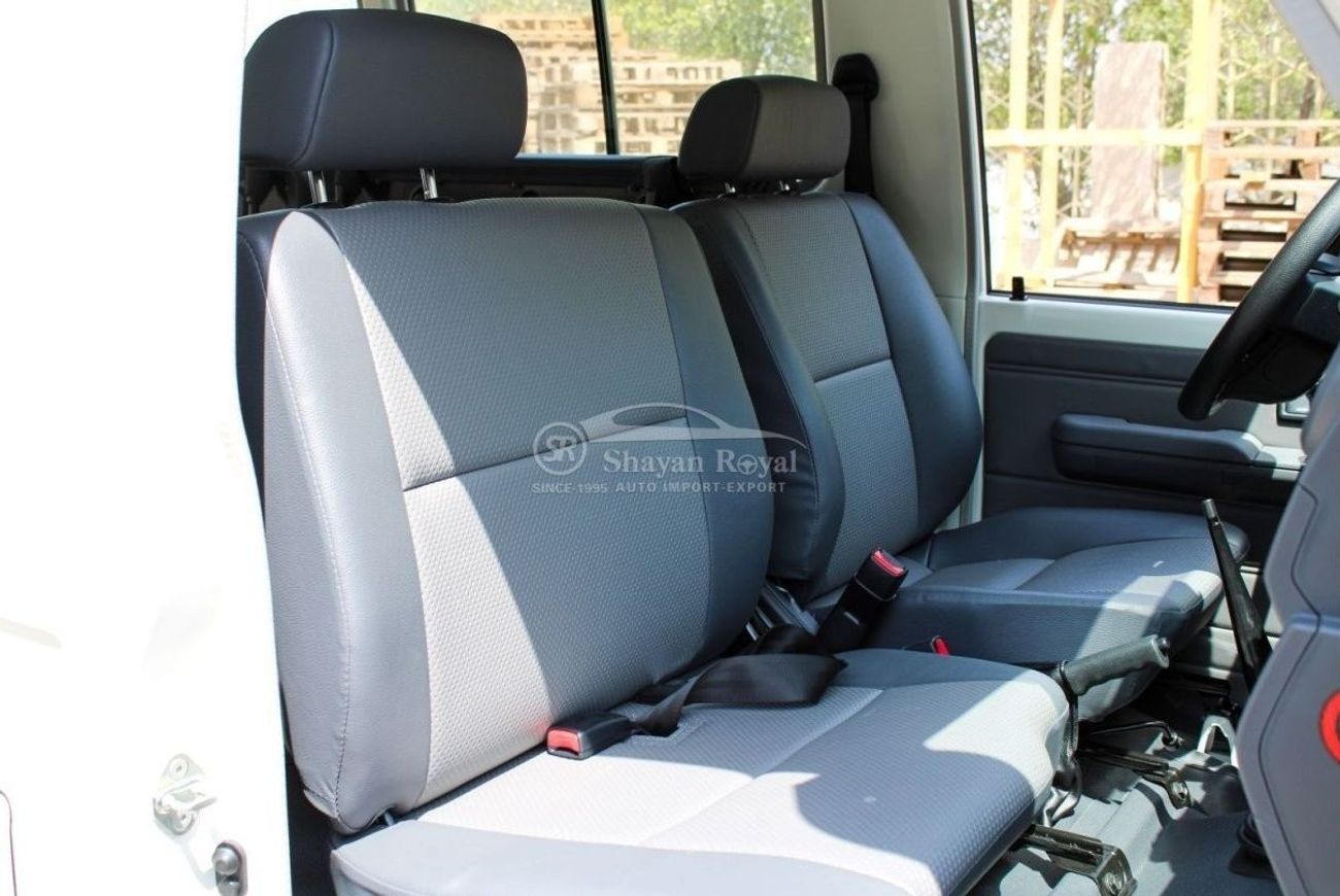 Toyota Land Cruiser 70 LHD LC78 4.2L DSL V6 4WD 3DR 13S MT 2025MY