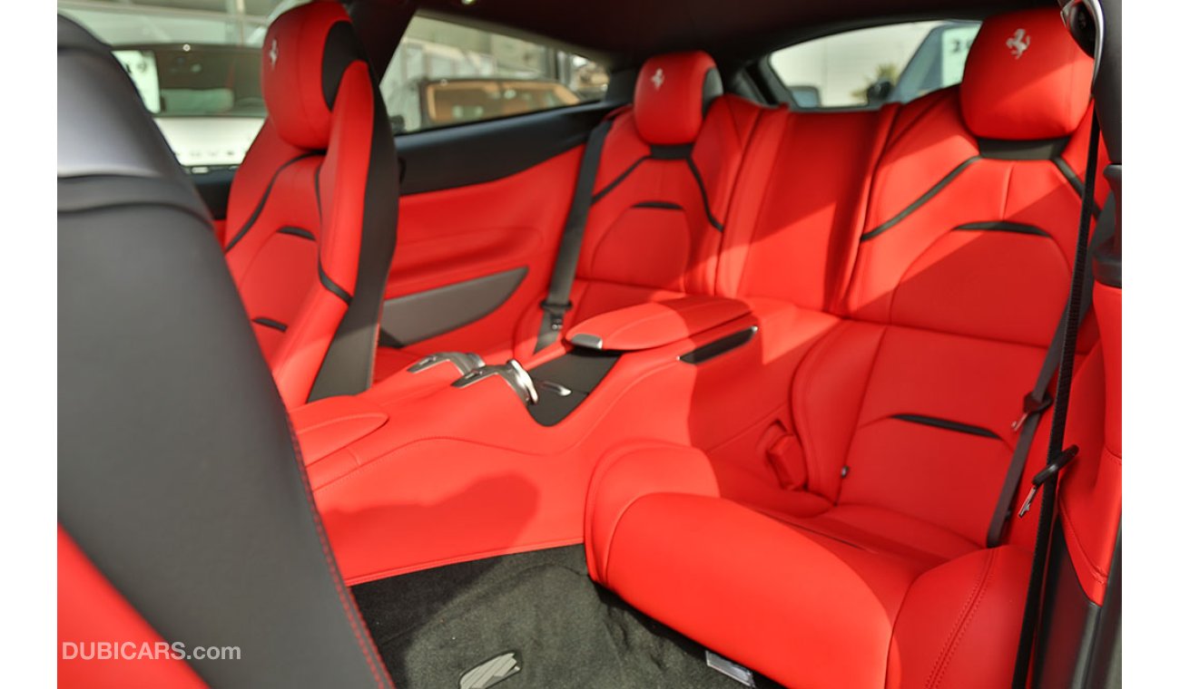 Ferrari GTC4Lusso 2018 Warranty and Service Contract