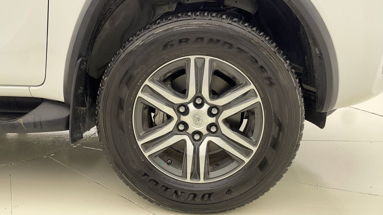 تويوتا فورتونر EXR 2.7 | بدون دفعة مقدمة | اختبار القيادة في المنزل