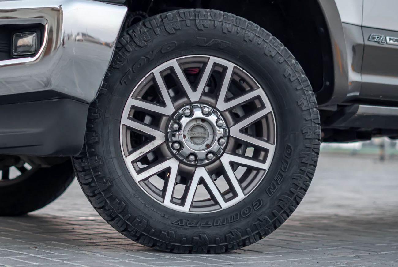 Ford F 350 XLT SUPER DUTY V8