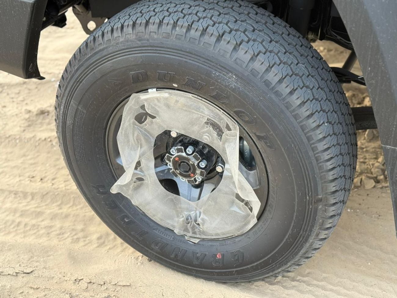 Toyota Land Cruiser 70 4.0L MID OPTION MANUAL WITH COOLING BOX