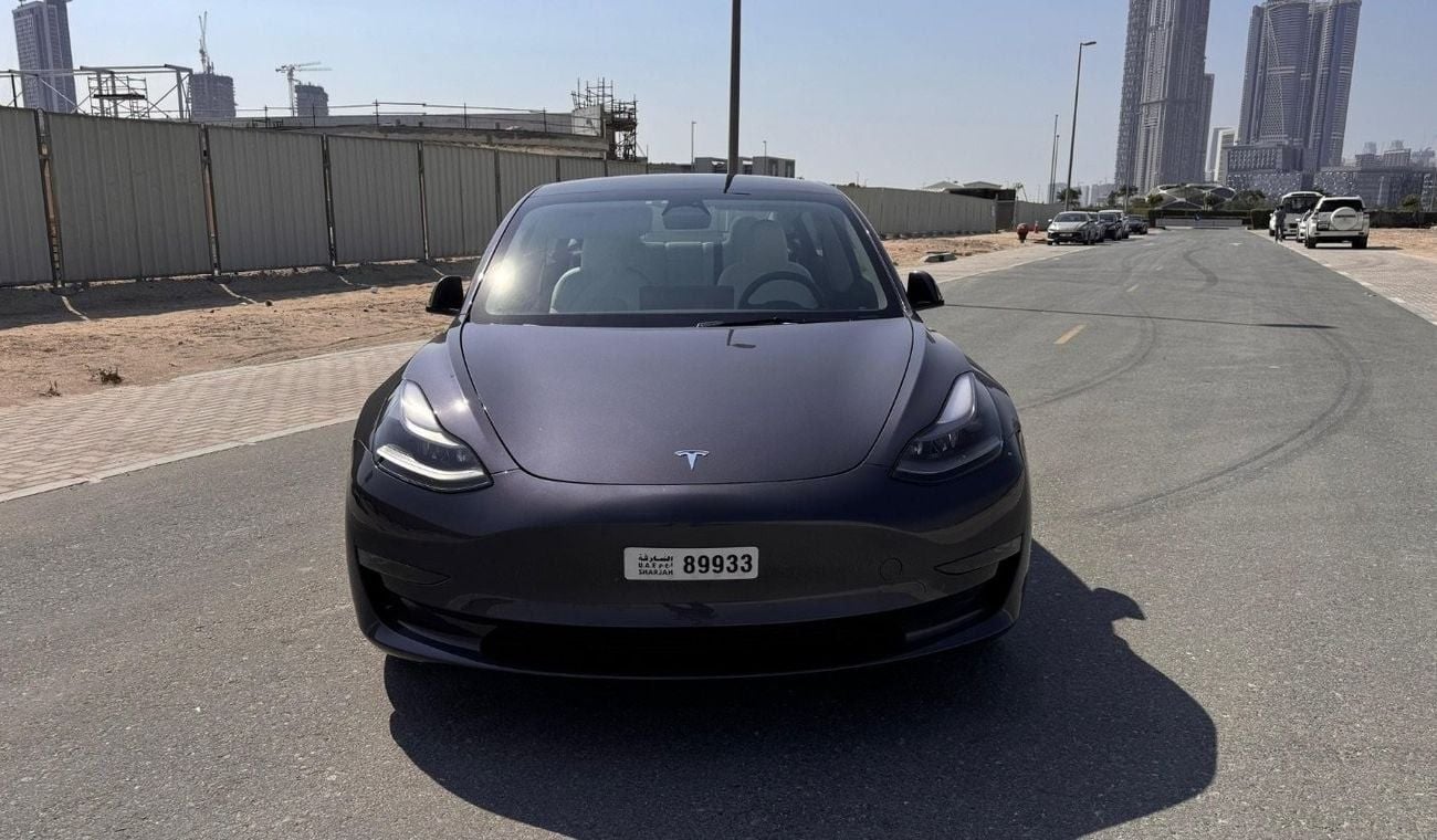 تسلا موديل 3
