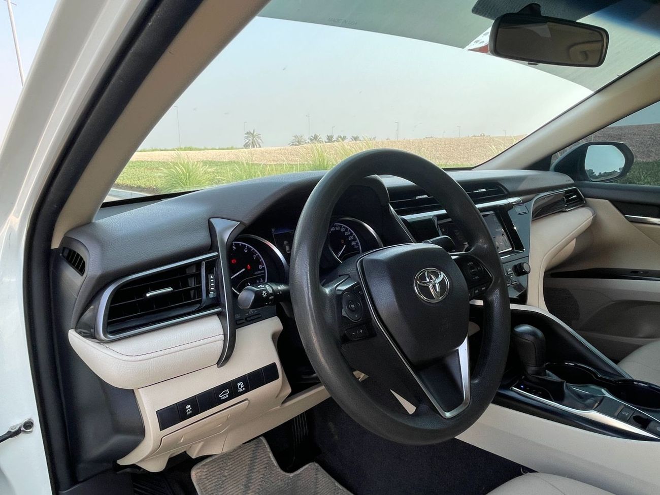 Toyota Camry SE Banking facilities without the need for a first payment