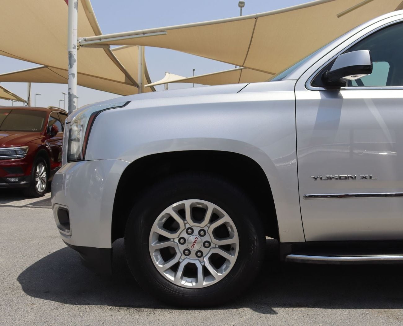 جي أم سي يوكون XL جى أم سى يوكون XL- خليجى - 2020 - بدون حوادث - بمحرك 5.3 - عدد8سلندر-7مقاعد -بحاله ممتازه