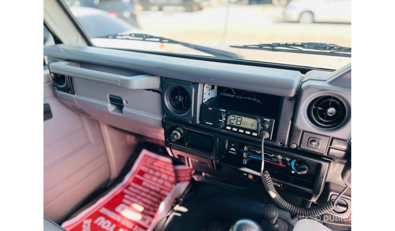 Toyota Land Cruiser Hard Top