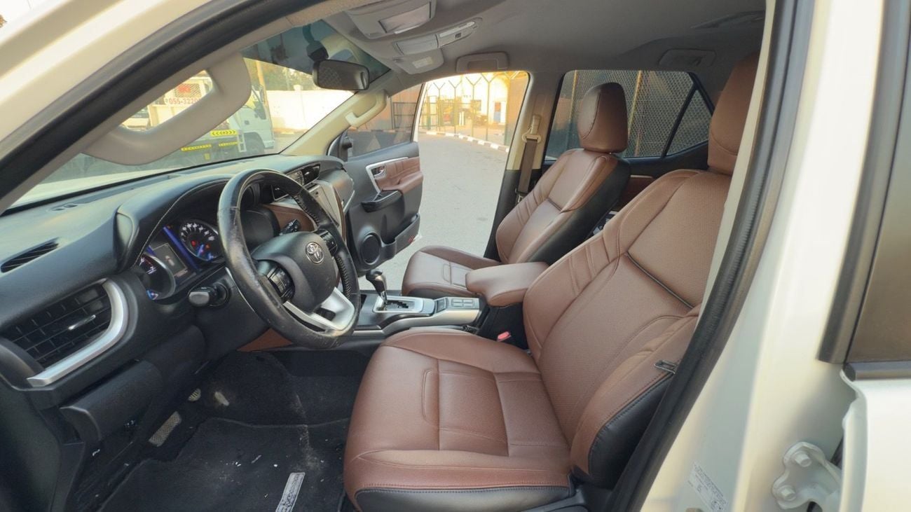 Toyota Fortuner GXR 4.0L (278 HP) V6 AUTOMATIC PETROL EXCELLENT CONDITION