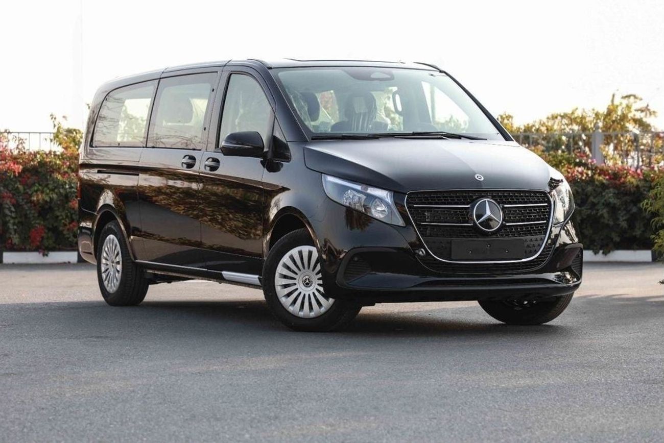 مرسيدس بنز V 300 2025 MERCEDES BENZ V300 EXTRA LONG 2.0 - BLACK inside BLACK | Export Only