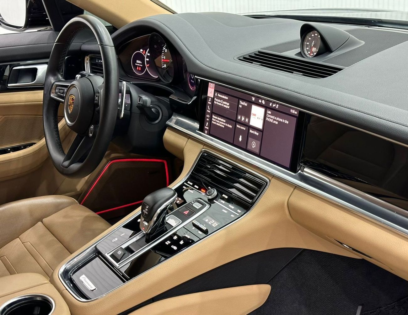 Porsche Panamera 2018 Porsche Panamera 4, Al Naboodah Warranty, Full Al Naboodah Service History