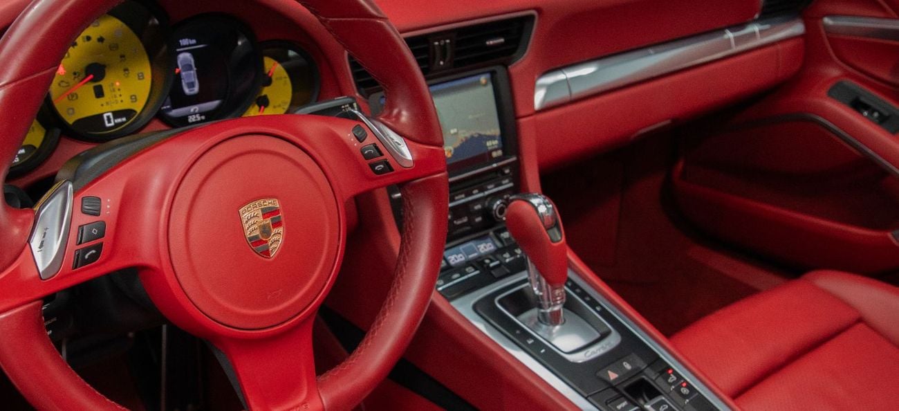 Porsche 911 CARRERA 4