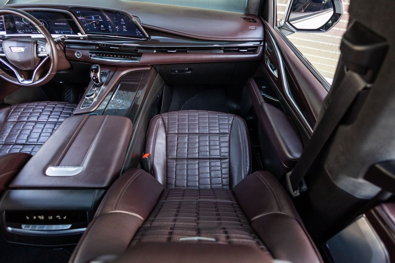 Cadillac Escalade SPORT PLATINUM Cadillac Escalade 2023 European Specs | Warranty