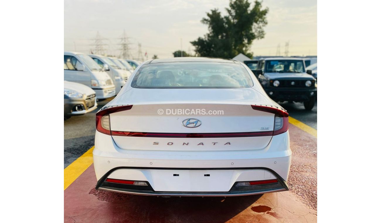 Hyundai Sonata HYUNDAI SONATA 2.5L PETROL MODEL 2021 WHITE COLOR