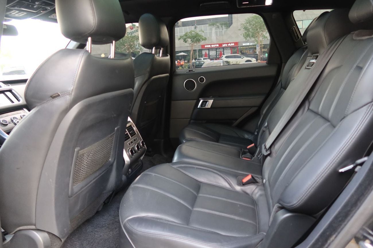 Land Rover Range Rover Sport HSE 3.0L (335 HP)