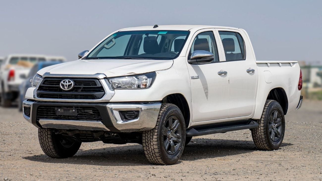 Toyota Hilux MID OPTION PETROL 2.7 AT