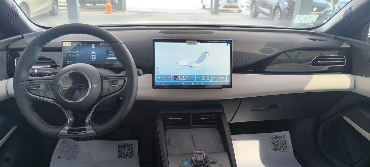 بي واي دي سيل 06 دي إم-آي BYD SEAL 06 DM-i 2025MY HONOR