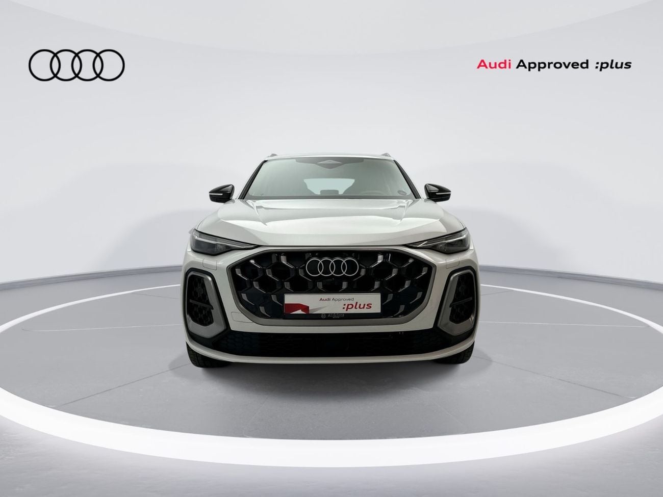 Audi Q5 45 TFSI Quattro Design 2.0L Q5 SUV TFSI quattro 204hp (Ref# 56392)