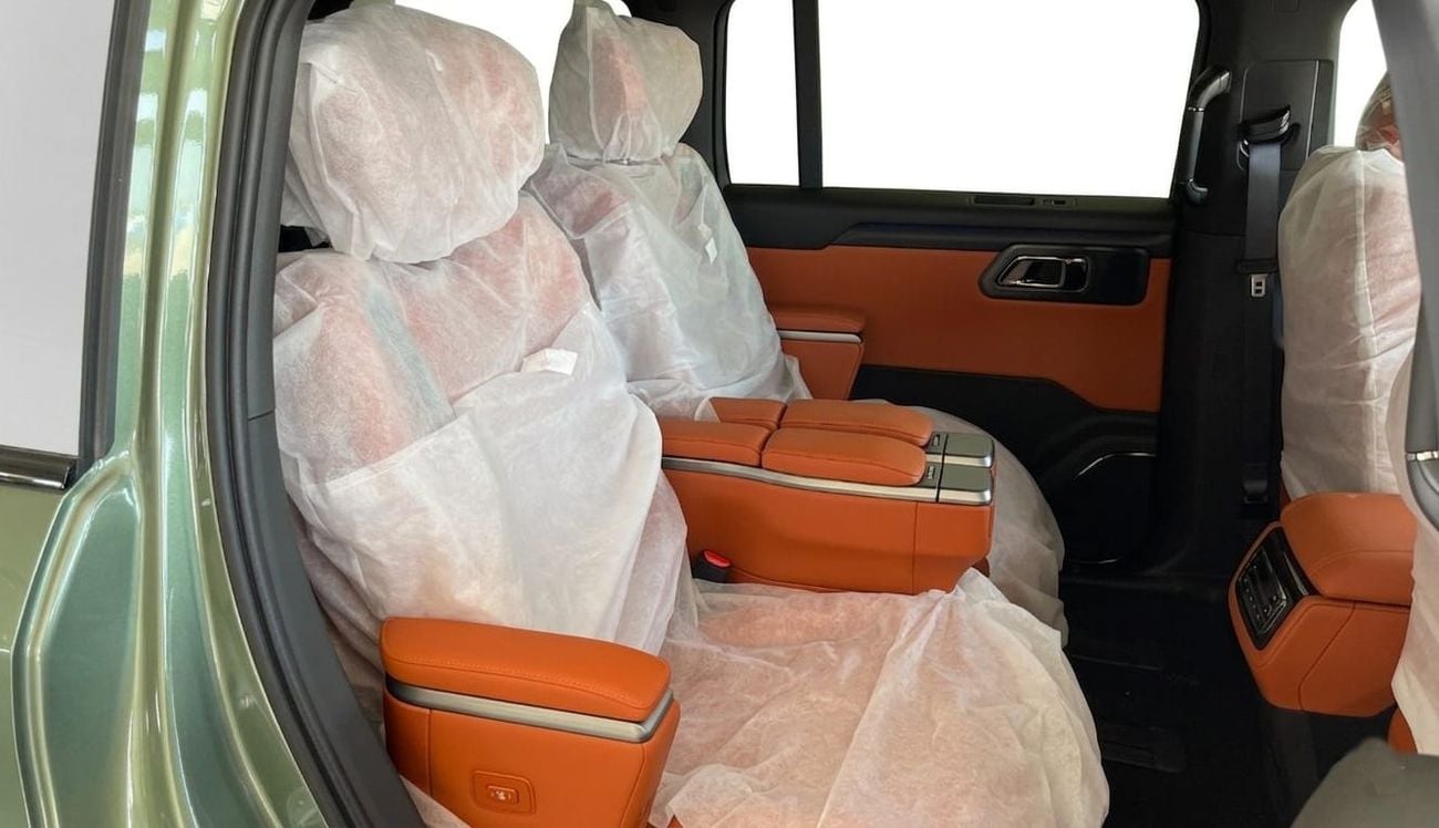 روكس 01 PRESTIGE VIP - 6 SEATER