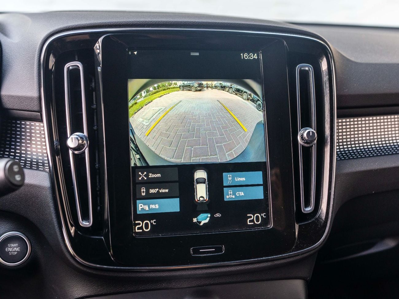 Volvo XC40 T4 R Design 2.0L