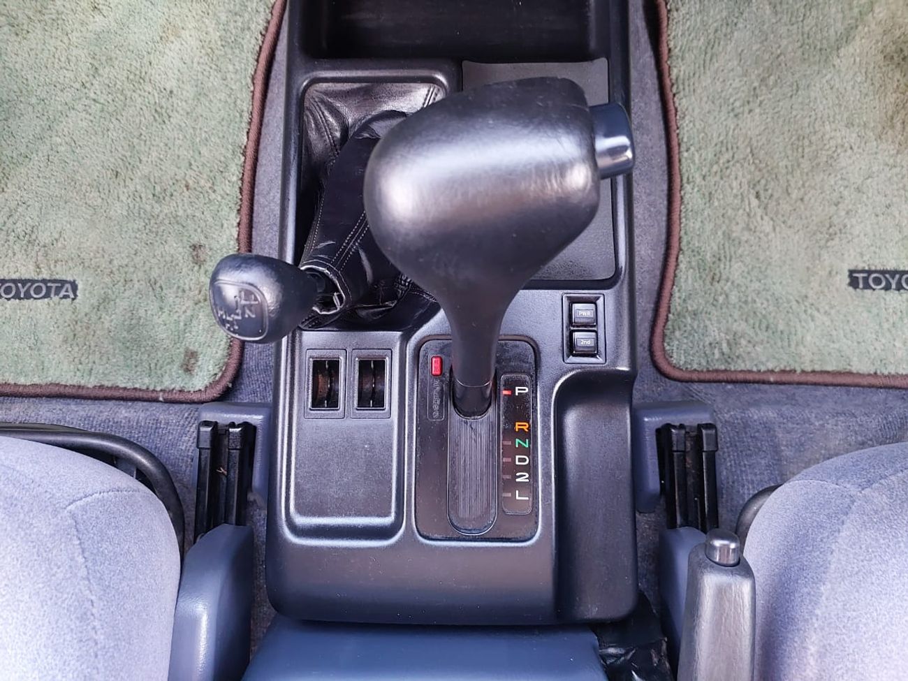 Toyota Land Cruiser TOYOTA LAND CRUISER PRADO SUV RHD 2001 MODEL 2.7 L PETROL AUTOMATIC(PM47611)