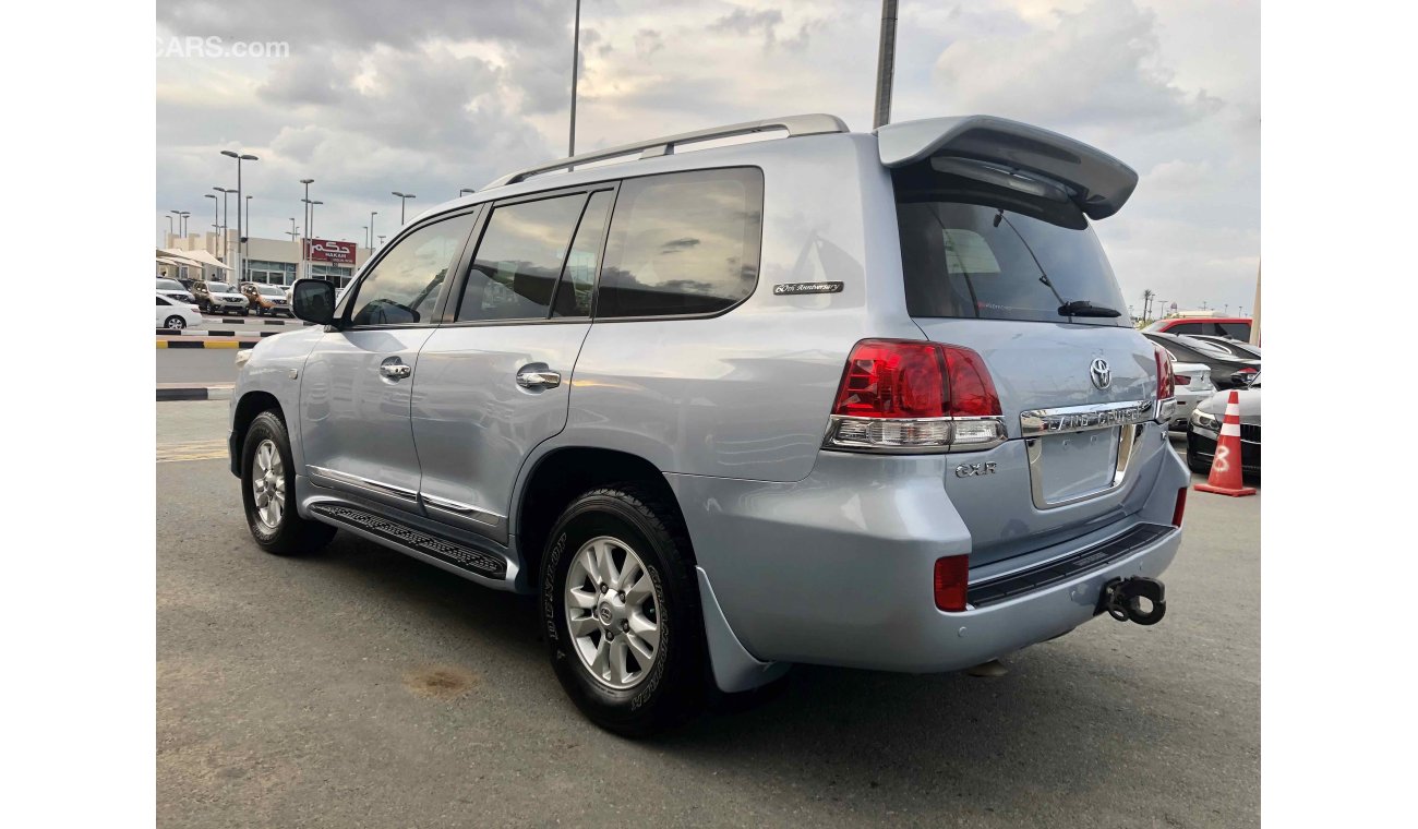 Toyota Land Cruiser ORIGINAL PAINT 100% V6 60 ANNIVERSARY WITH SUNROOF