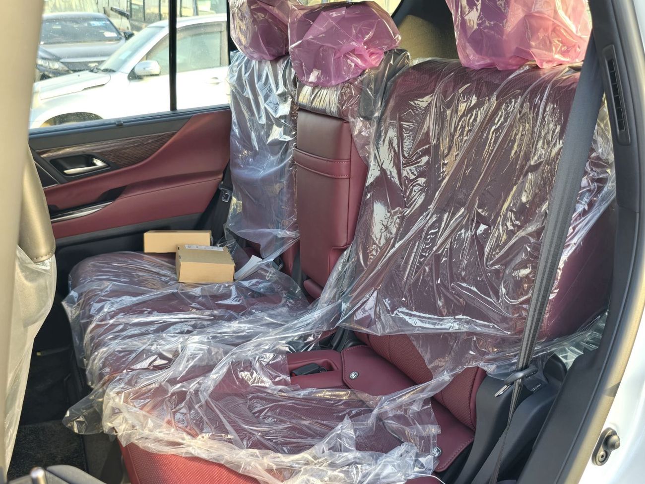 Lexus LX 600 3.5L Turbo + White color