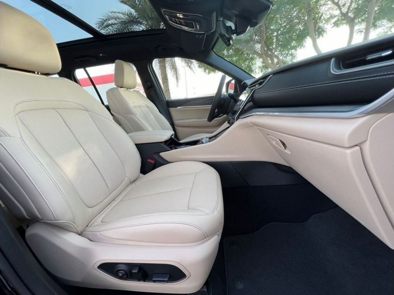 جيب جراند شيروكي LIMITED Jeep Cherokee 2024