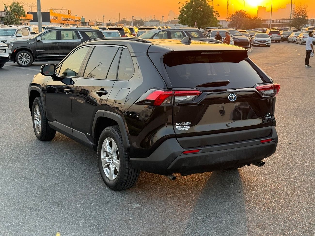 Toyota RAV4 XLE 2.5L 2020 TOYOTA RAV4 XLE HYBRID 4x4 IMPORTED FROM USA