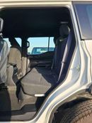 Toyota Prado URBAN-E EURO 4 / 2.8L V4 DIESEL / DVD + CAMERA / AUTO A/C / 4WD (CODE # URBAN-E)