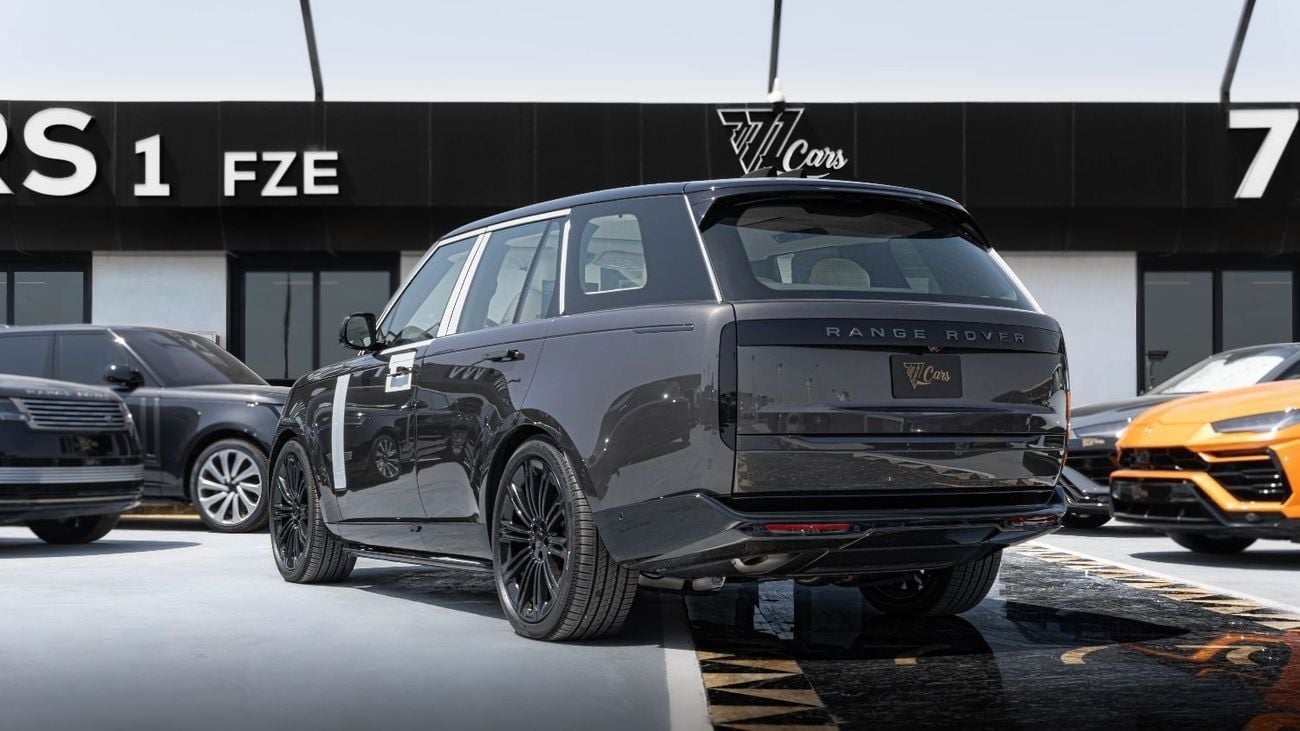 Land Rover Range Rover HSE P400 2026 Range Rover P400 | Charente Grey | 3.0L Mild-Hybrid | 400 PS | GCC Specs