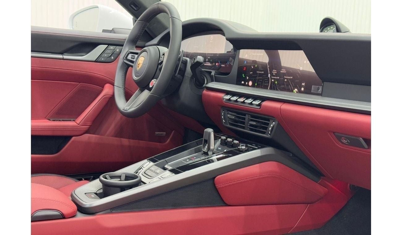 بورش 911 2025 Porsche 911 Carrera 992.2 New Shape With Aerokit, Brand New 0 KM, 2 Years Porsche Warranty, GCC