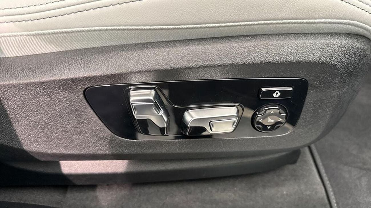 بي أم دبليو X7 3.0 40d MHT M Sport Auto xDrive Euro 6 (s/s) 5dr (EXPORT ONLY) Right hand drive