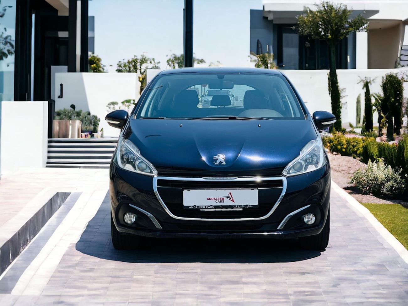 Peugeot 208 Active Plus AED 420 PM | PEUGEOT 208 2019 | GCC SPECS | 5 DOOR HATCHBACK | MINT CONDITION
