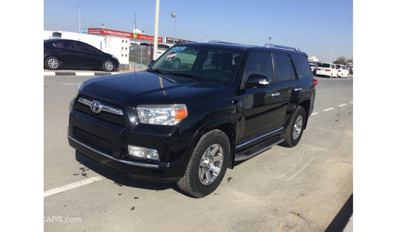 تويوتا 4Runner TOYOTA 4RUNNER 2013 BLACK 7 SEATER