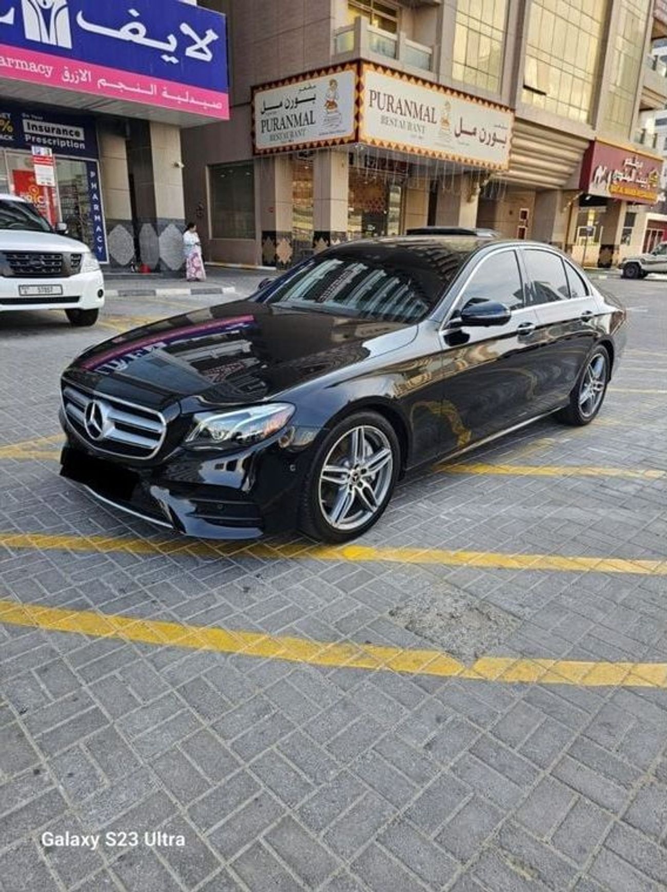 Mercedes-Benz E300 Panoramic