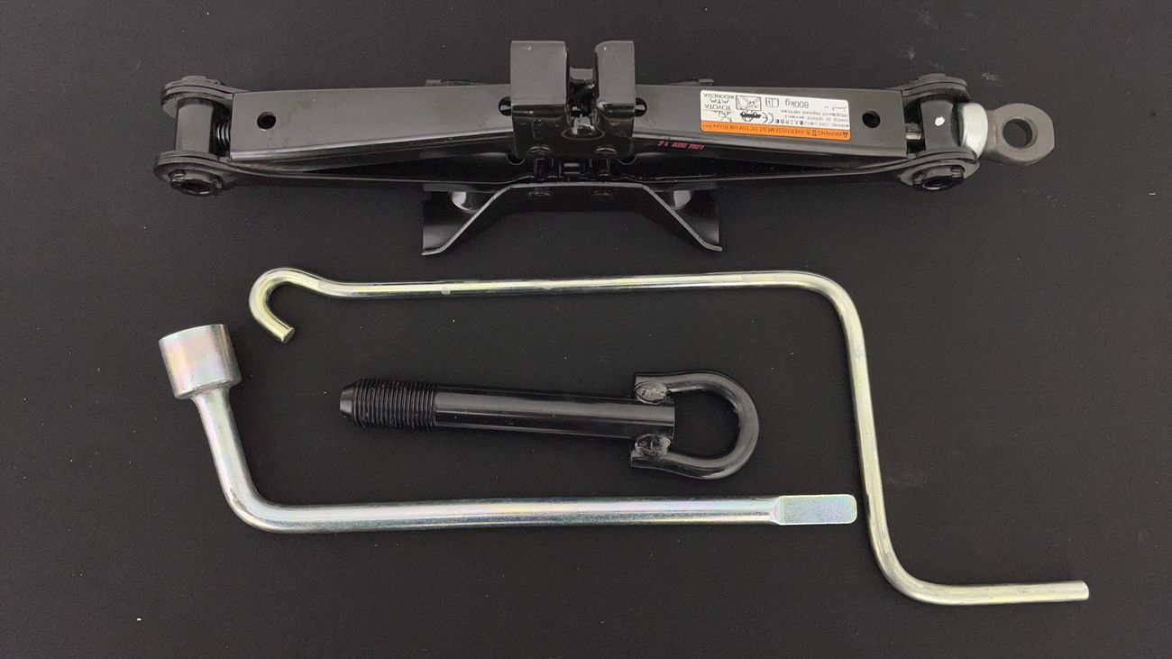 تويوتا يارس SE 1.3 | بدون دفعة مقدمة | اختبار القيادة في المنزل