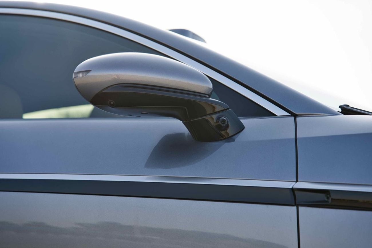 BYD Han L STD (NON GCC) 5 YEARS WARRANTY AND 3 YEARS SERVICE