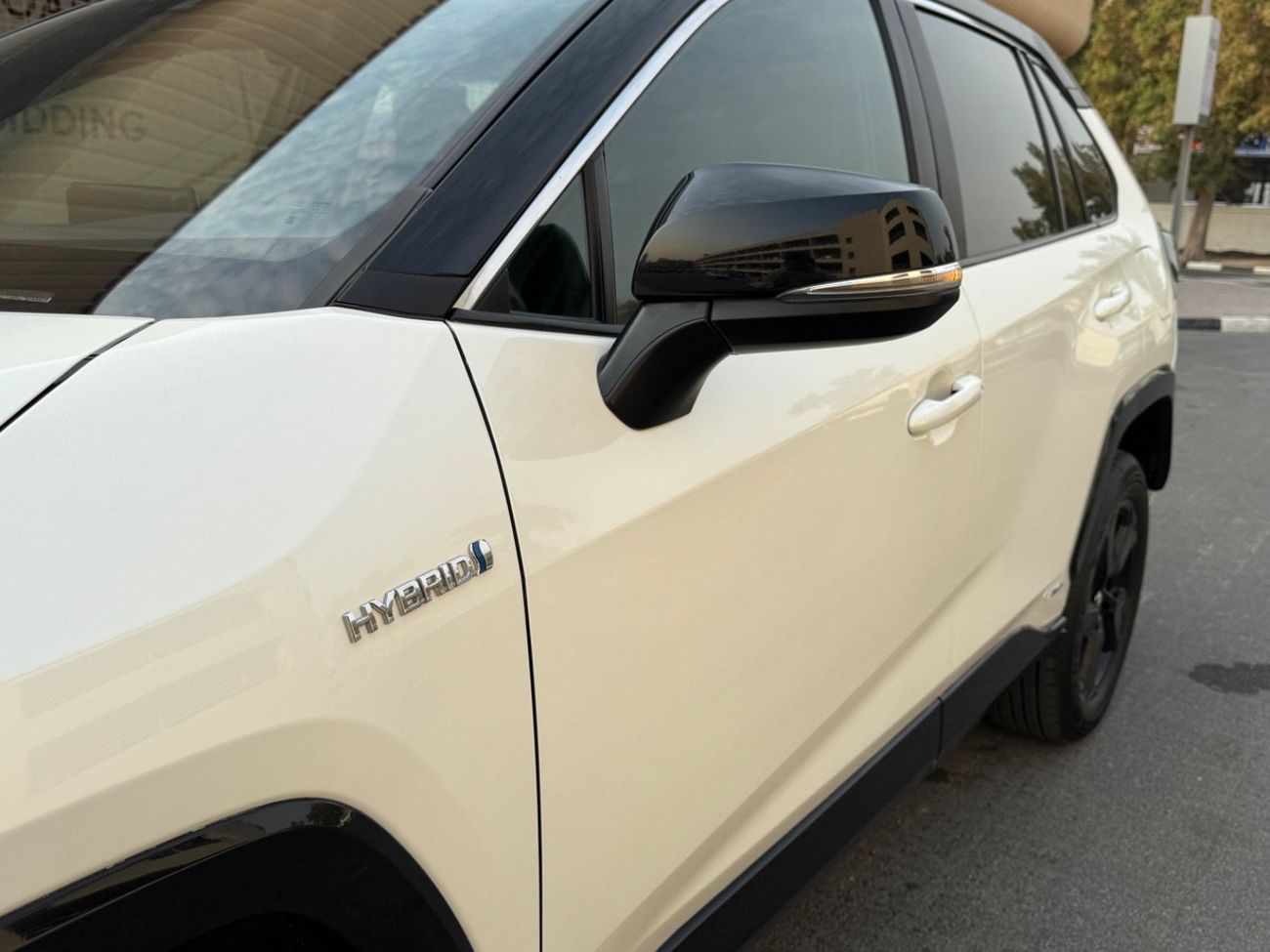 Toyota RAV4 2021 XSE HYBRID FULLY LOADED MOONROOF 2.5 CANADA SPEC