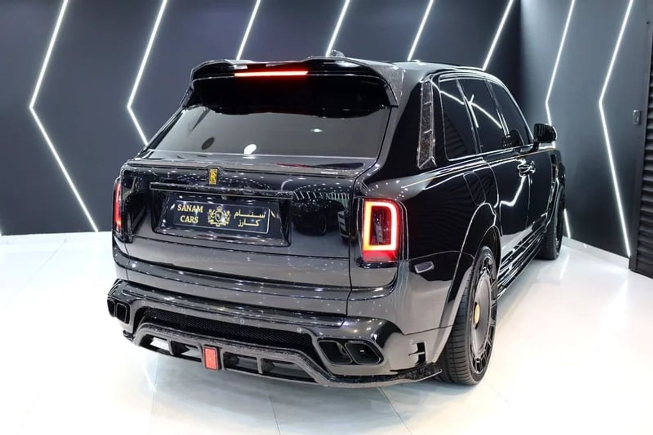 رولز رويس كولينان Black Badge