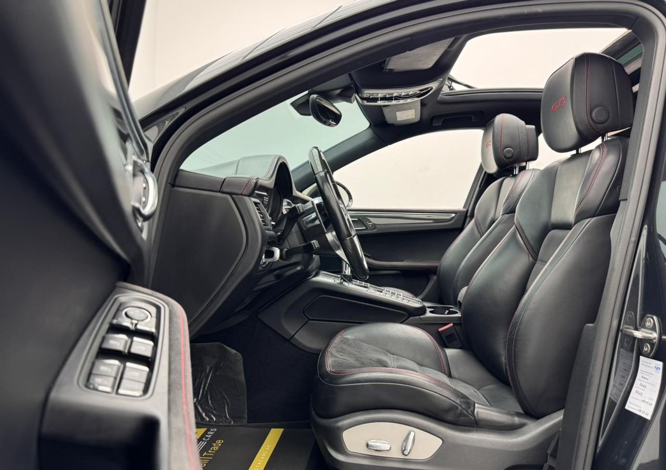 بورش ماكان GTS 2.9L (435 HP) 2017 Porsche Macan GTS, 2026 Porsche Warranty, Porsche Service History, GCC