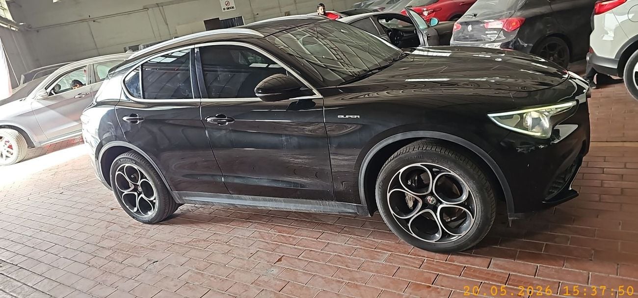 Alfa Romeo Stelvio SUPER 2.0