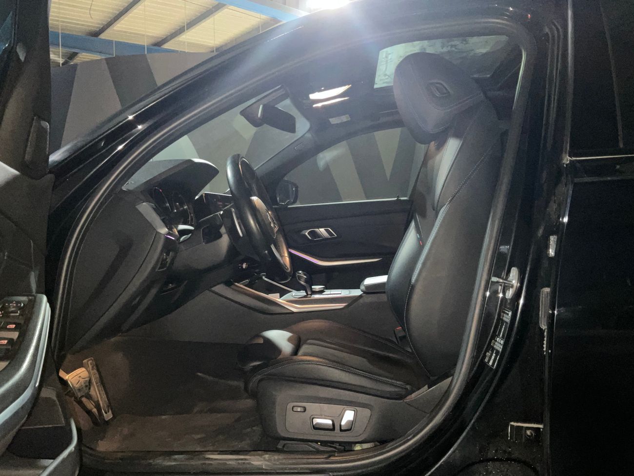 بي أم دبليو 330i M Sport | شامل الضمان | 0 ﺪﻔﻋﺓ ﺃﻮﻟﻯ