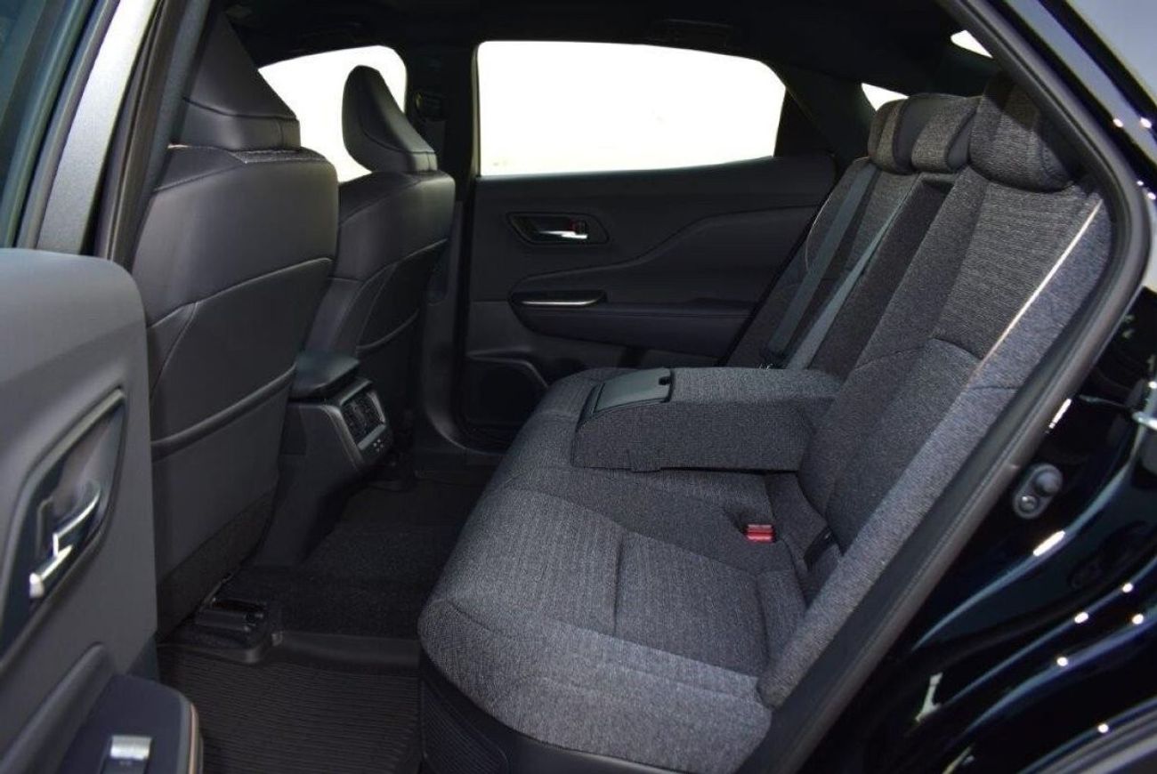 Toyota Crown XLE Hybrid 2.5L Automatic