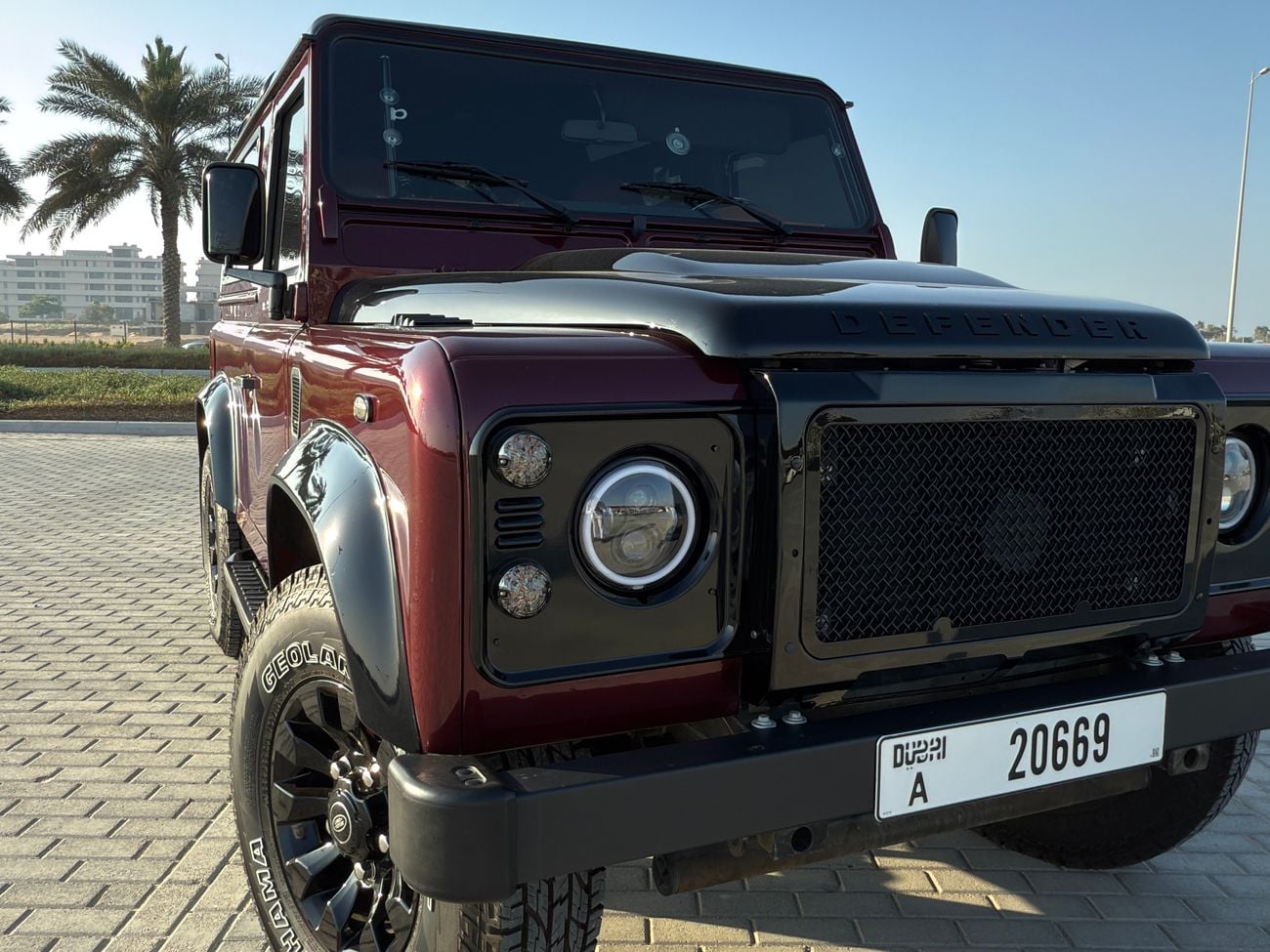 Land Rover Defender 2.2