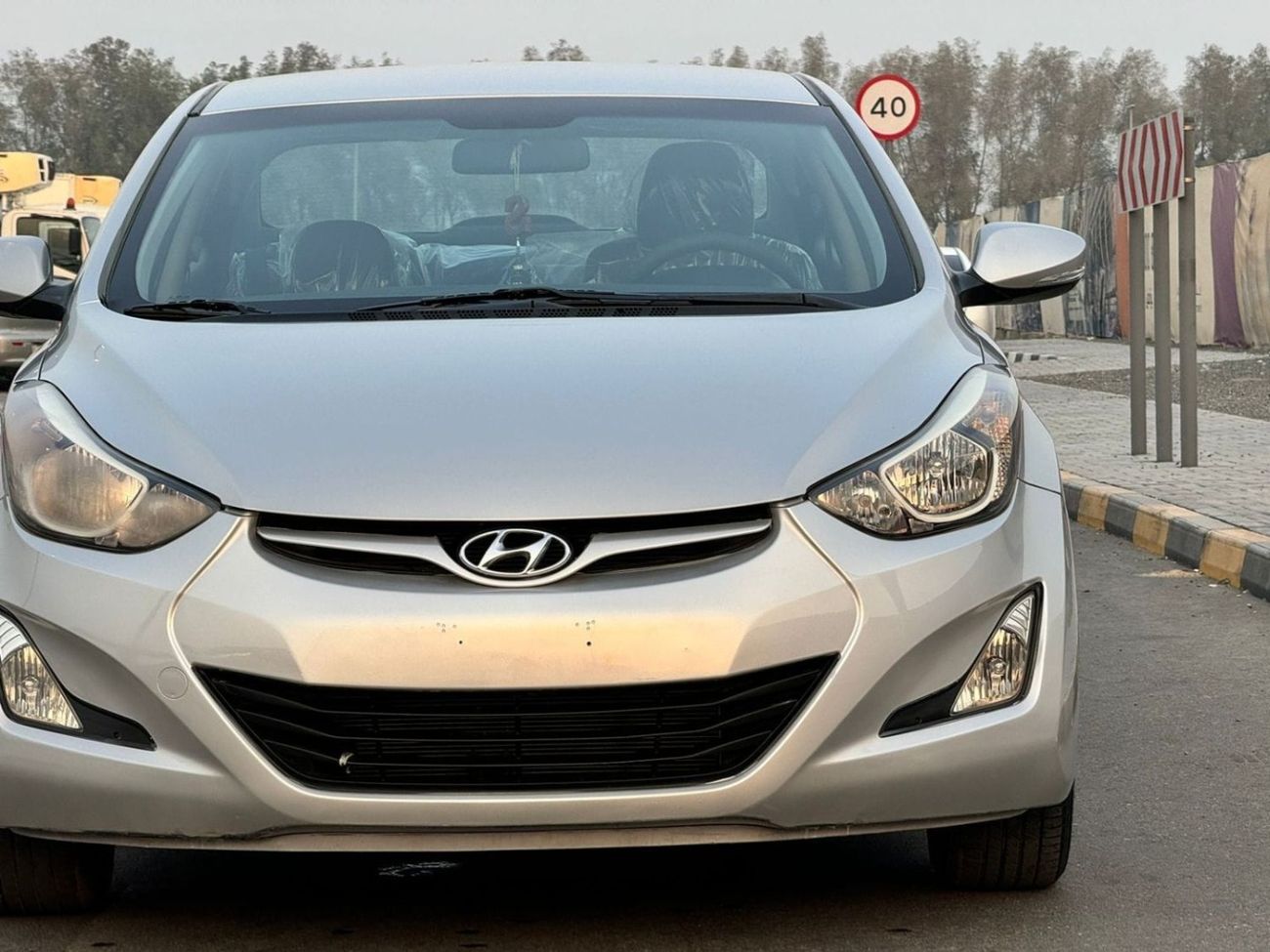 Hyundai Elantra GL High 1.6L In excellent condition and requires no expenses