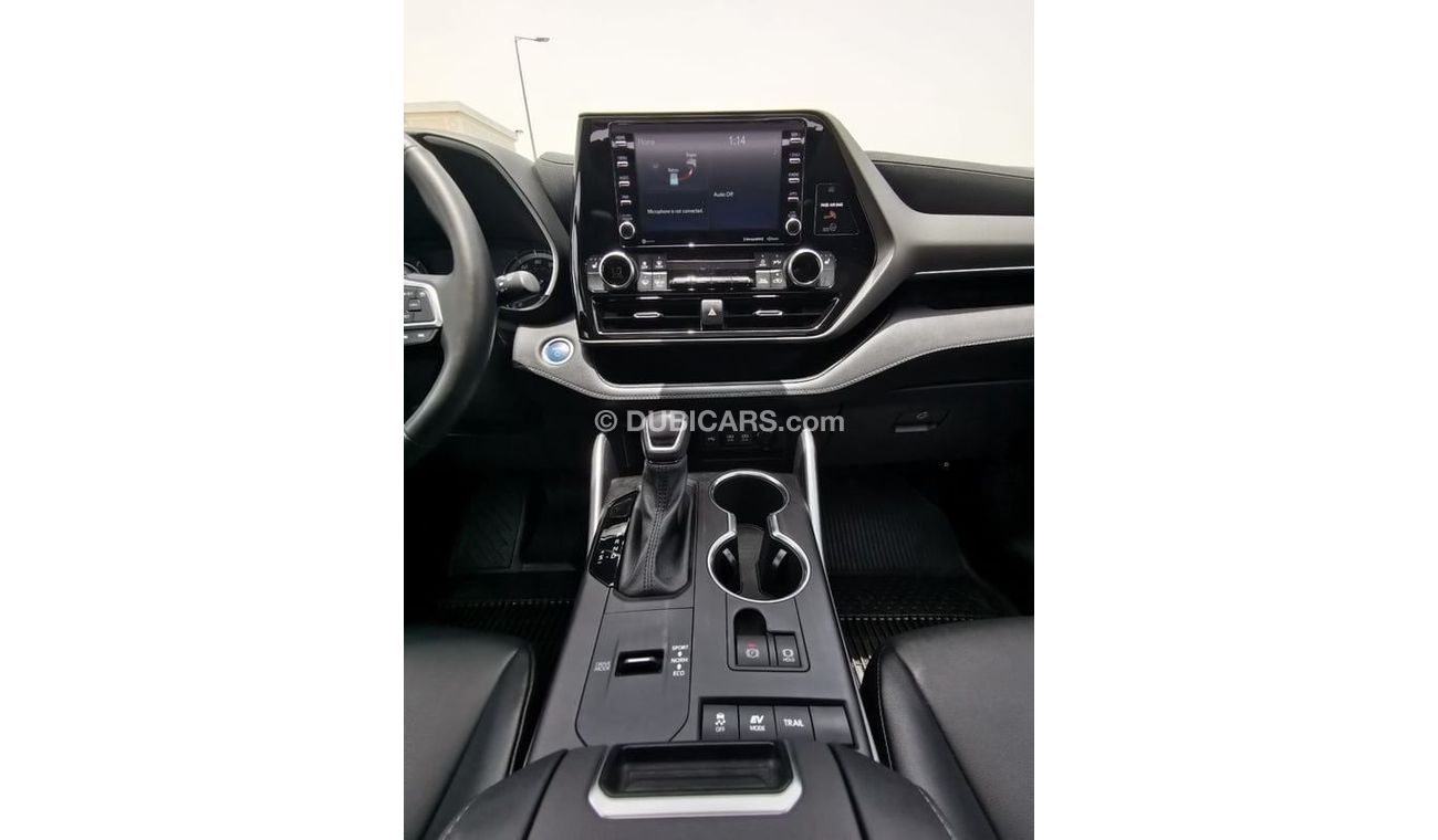 Used Toyota Highlander XLE ( Hybrid ) 2021 Silver 2021 for sale in