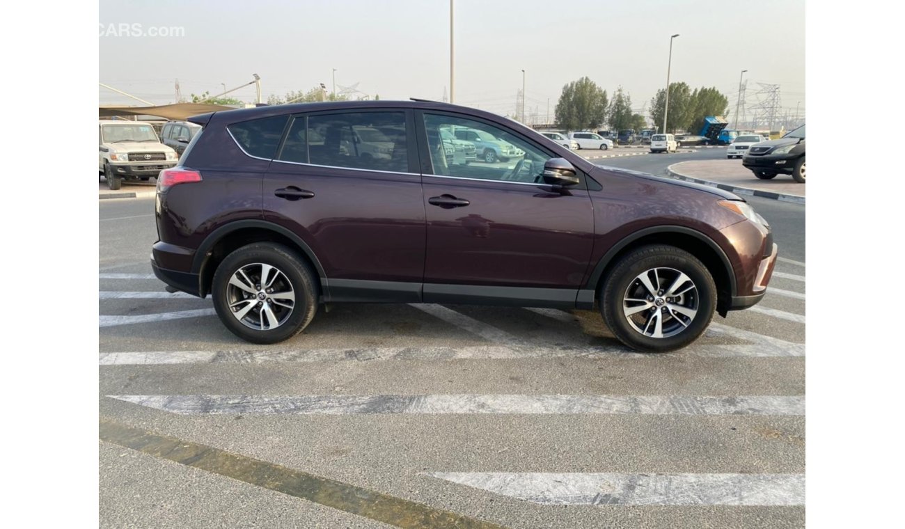 Toyota RAV4 2018 TOYOTA RAV4 XLE / FULL OPTION