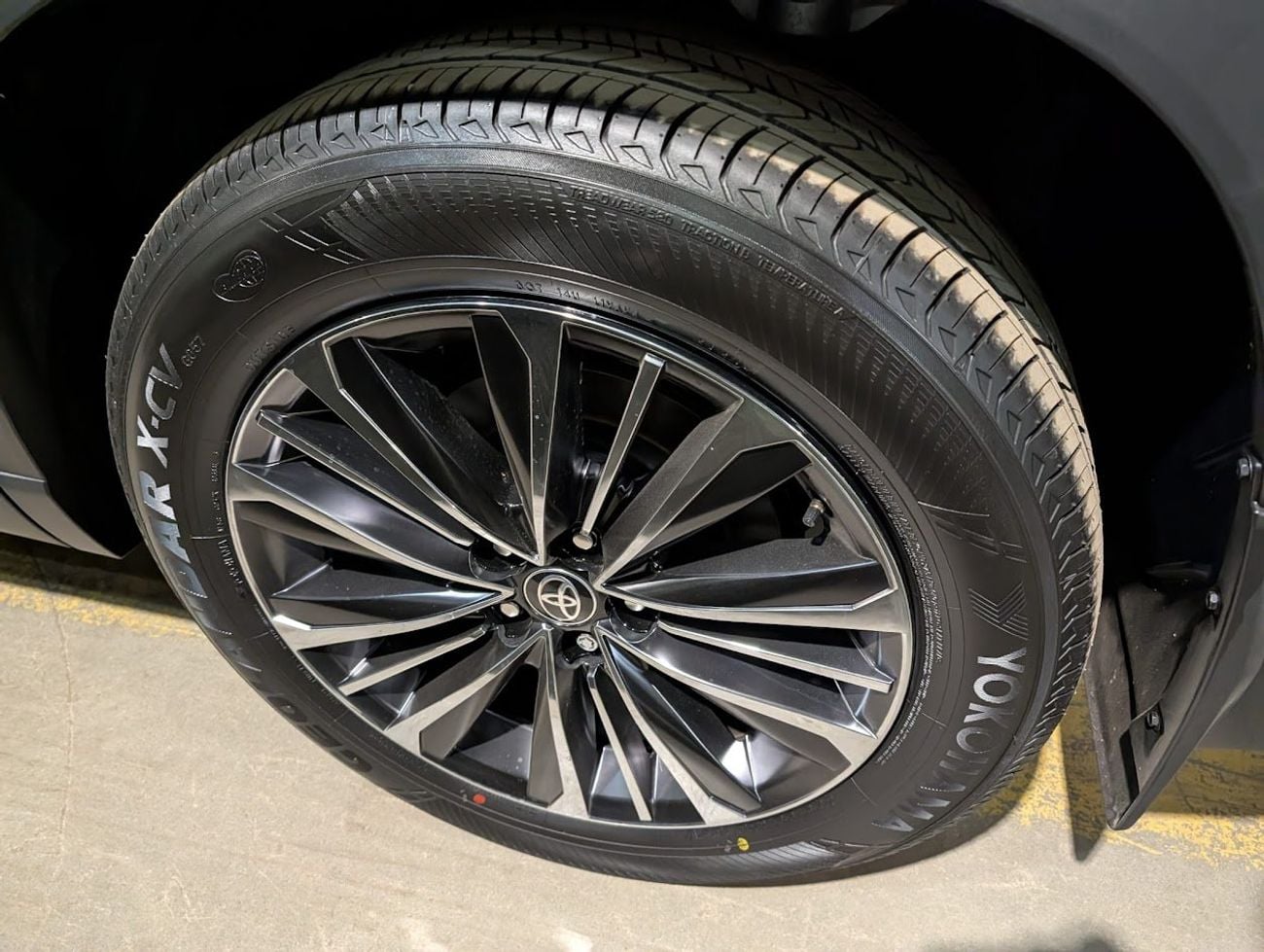 تويوتا جراند هايلاندر PLATINUM MAXX HYBRID -2.4L