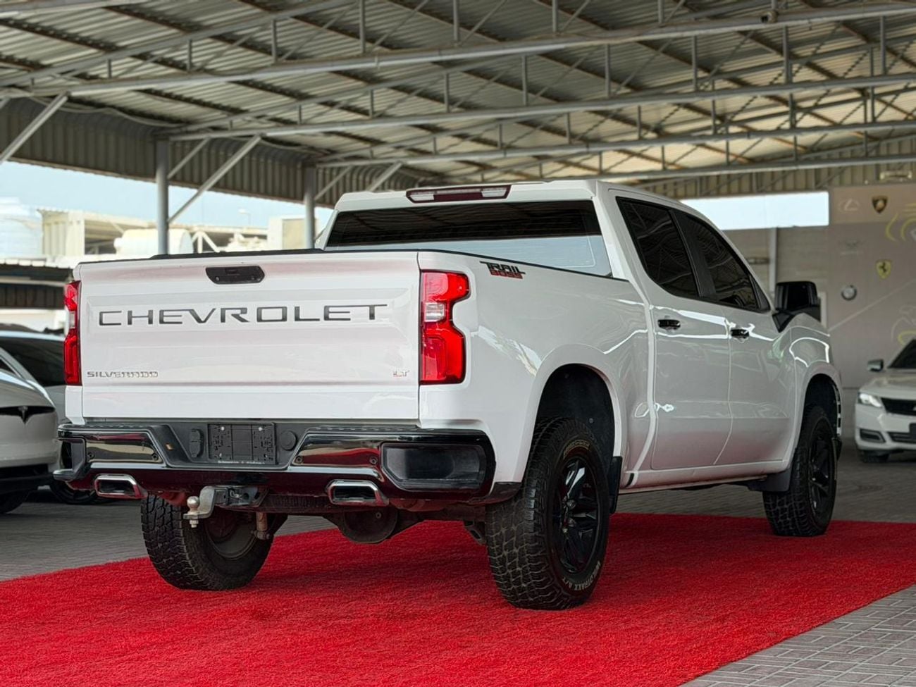 Chevrolet Silverado 1500 CAB/CREW TRAILBOSS Z71